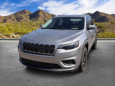 Used 2021 Jeep Cherokee Latitude FWD image 13