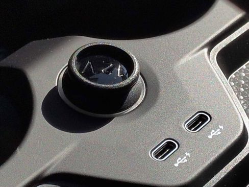 New 2026 BMW iX xDrive45 image 33