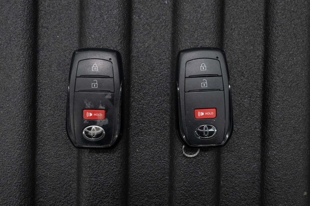 Used 2025 Toyota Tacoma SR5 AWD/4WD image 43