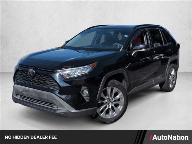 Used 2019 Toyota RAV4 XLE Premium FWD image 1