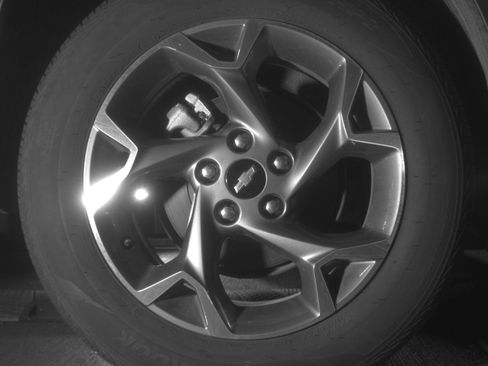 Used 2025 Chevrolet Trax LT FWD image 15
