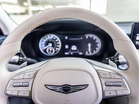 Used 2026 Genesis G70 2.5T Prestige RWD image 19