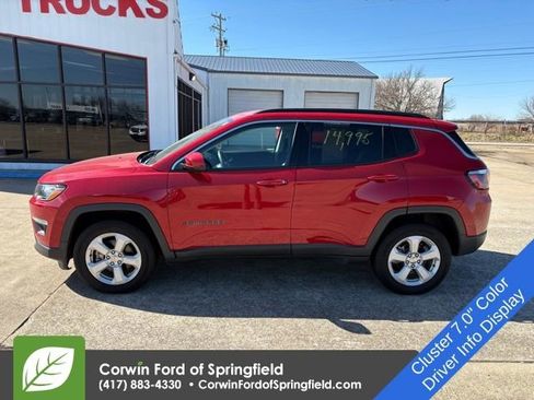 Used 2019 Jeep Compass Latitude w/ Popular Equipment Group image 4