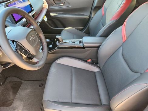 New 2026 Toyota Prius Plug-In Hybrid FWD image 11