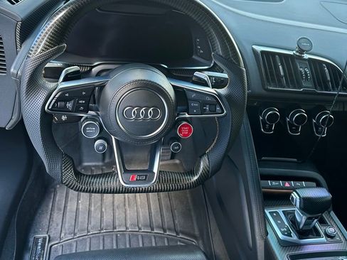 Used 2017 Audi R8 V10 plus image 25