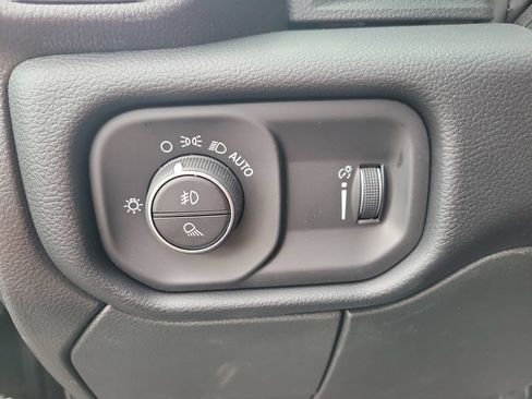 New 2026 RAM 3500 Big Horn AWD/4WD image 11