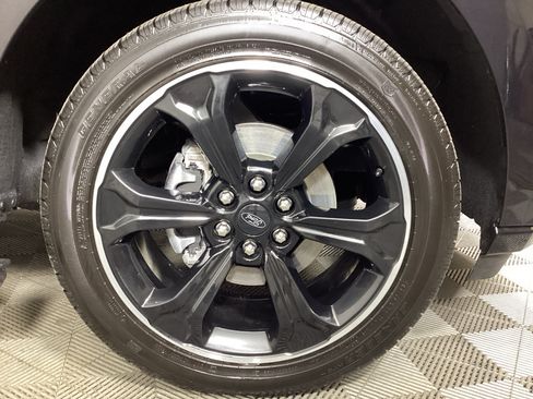 Used 2024 Ford Expedition Limited AWD/4WD image 7