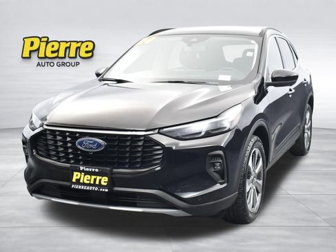 Used 2024 Ford Escape Platinum image 1