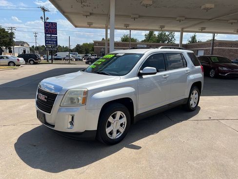 Used 2015 GMC Terrain SLT w/ Cargo Package AWD/4WD image 3