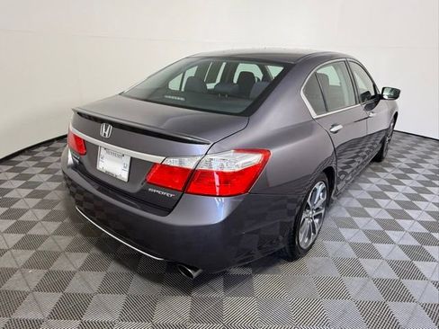 Used 2015 Honda Accord Sport image 6