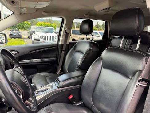 Used 2017 Dodge Journey Crossroad w/ Popular Equipment Group AWD/4WD image 15