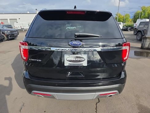 Used 2016 Ford Explorer Limited w/ Equipment Group 301A FWD image 4