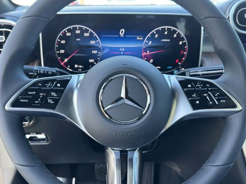 New 2026 Mercedes-Benz GLC 300 4MATIC image 11