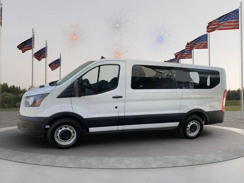 Used 2020 Ford Transit 150 XL image 5