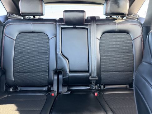 Certified 2025 Ford Escape ST-Line Select image 13