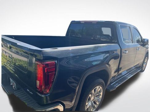 Used 2021 GMC Sierra 1500 SLT w/ SLT Premium Package image 3