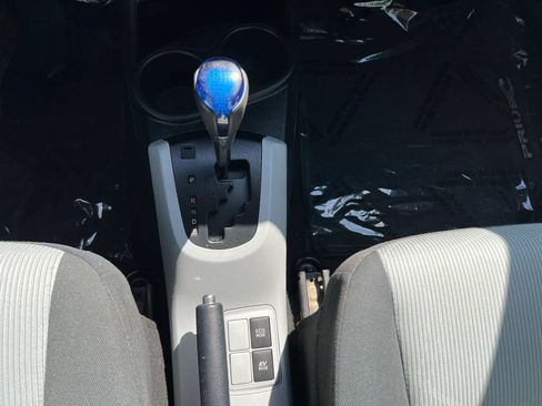 Used 2013 Toyota Prius C Three FWD image 18
