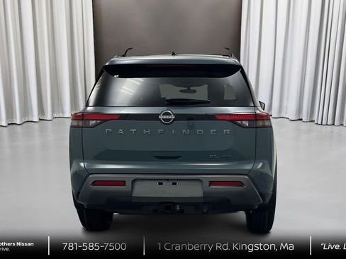 New 2026 Nissan Pathfinder SL w/ SL Premium Package AWD/4WD image 6