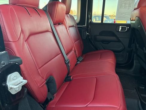 Used 2024 Jeep Wrangler Unlimited Rubicon 392 w/ Dual Top Group image 19