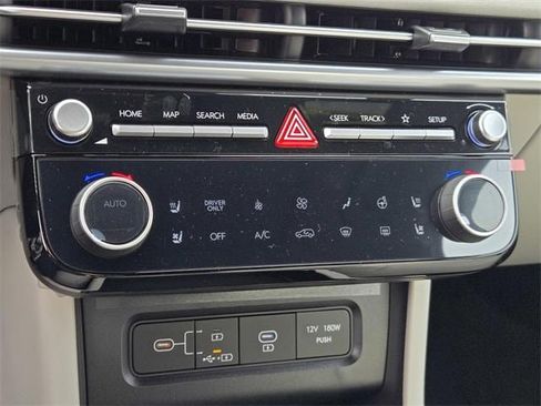 New 2026 Hyundai Tucson Limited image 22