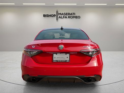 New 2025 Alfa Romeo Giulia Intensa w/ Driving Assist Package image 6