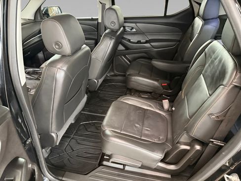 Used 2019 Chevrolet Traverse LT w/ LT Premium Package AWD/4WD image 22