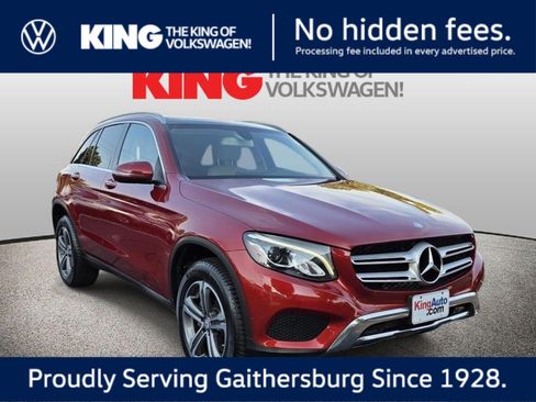Used 2017 Mercedes-Benz GLC 300 4MATIC image 1