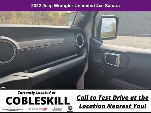Used 2022 Jeep Wrangler Unlimited Sahara AWD/4WD image 29