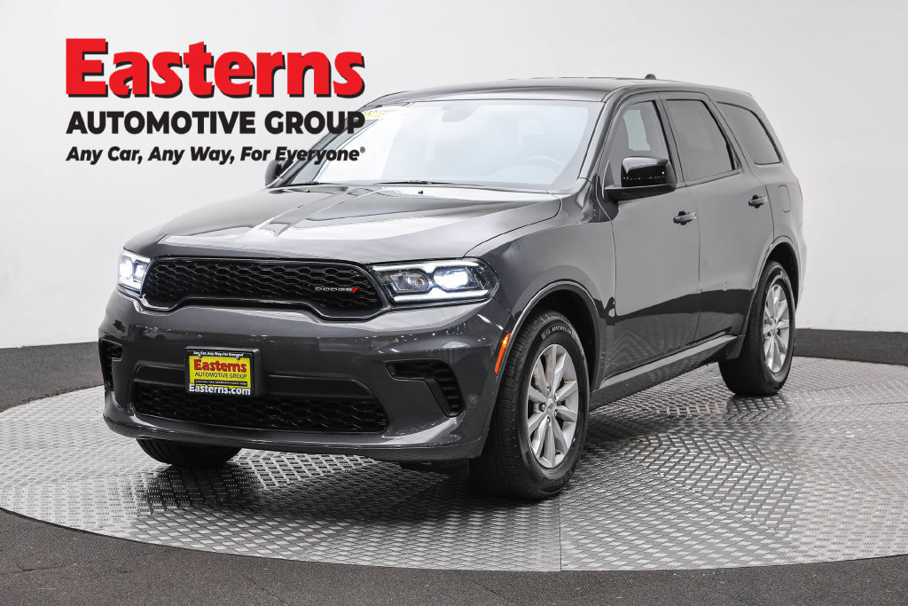 Used 2025 Dodge Durango GT RWD image 1