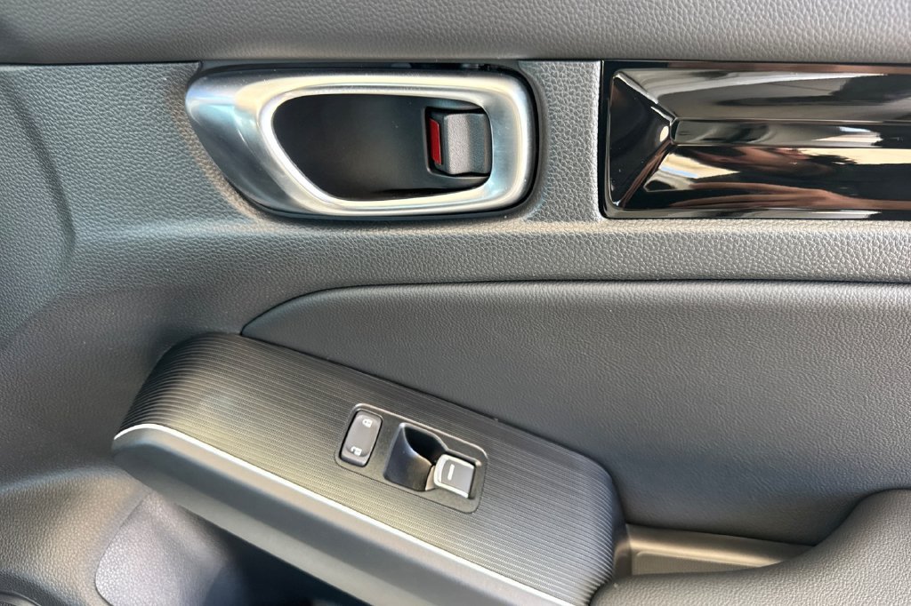 Certified 2026 Honda Civic Sport Touring image 20