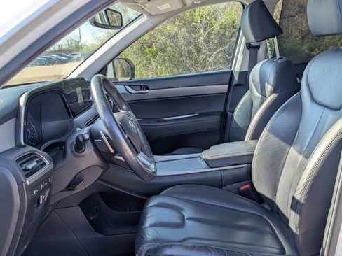 Used 2021 Hyundai Palisade SEL w/ Premium Package image 13