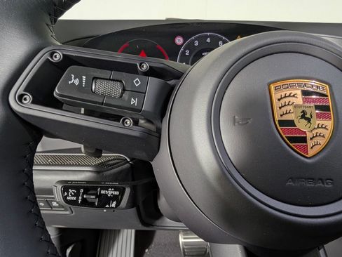 New 2026 Porsche Cayenne GTS image 36