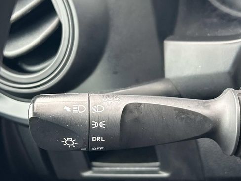 Used 2019 Toyota Tacoma SR5 RWD image 26