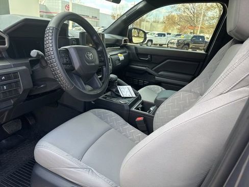 Used 2026 Toyota Tacoma SR5 image 18