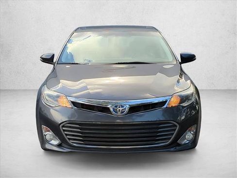 Used 2013 Toyota Avalon XLE Touring FWD image 2