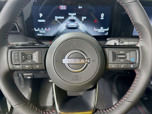 New 2026 Nissan Kicks SR w/ Cold Weather Package image 11