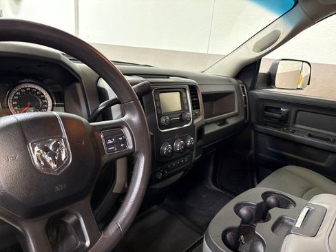 Used 2018 RAM 2500 Tradesman w/ Chrome Appearance Group image 19