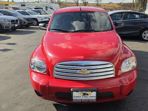 Used 2011 Chevrolet HHR LS FWD image 8
