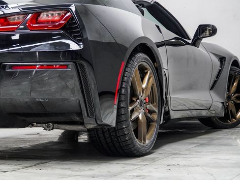 Used 2018 Chevrolet Corvette Stingray Coupe w/ 1LT image 14