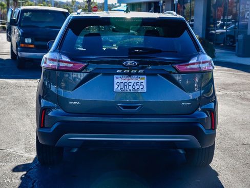 Used 2022 Ford Edge SEL w/ Convenience Package image 5
