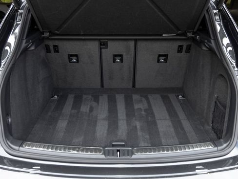 Certified 2026 Porsche Macan AWD/4WD image 46