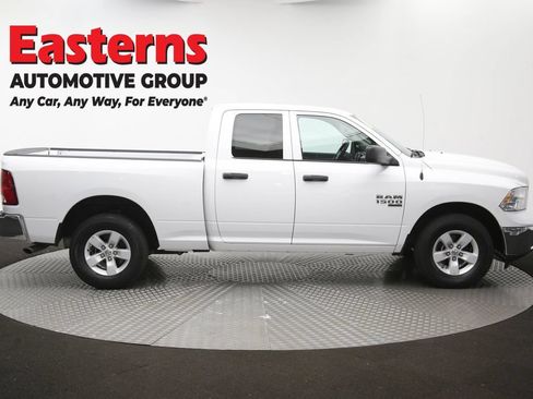 Used 2024 RAM 1500 Classic SLT AWD/4WD image 43