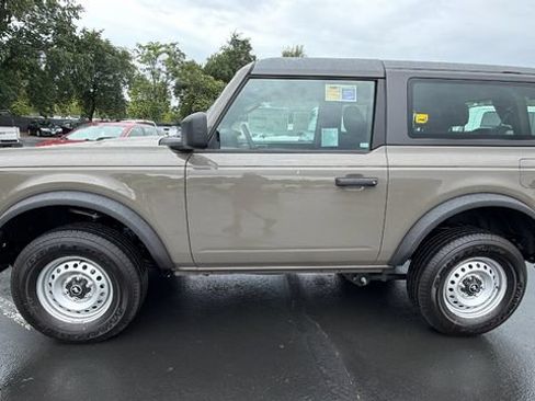 New 2026 Ford Bronco 2-Door AWD/4WD image 7