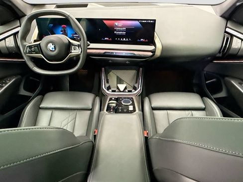 Certified 2025 BMW X3 xDrive30i w/ Premium Package AWD/4WD image 13