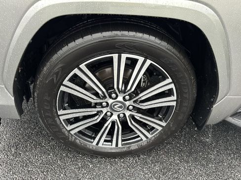 New 2026 Lexus LX 700h Luxury image 33