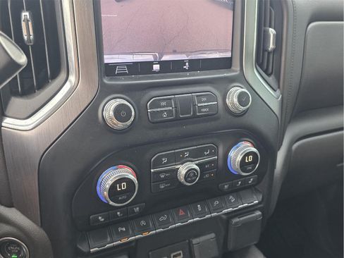 Used 2019 GMC Sierra 1500 Denali AWD/4WD image 18