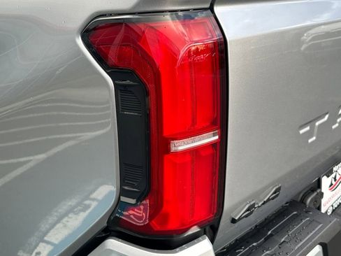 New 2026 Toyota Tacoma SR5 image 10