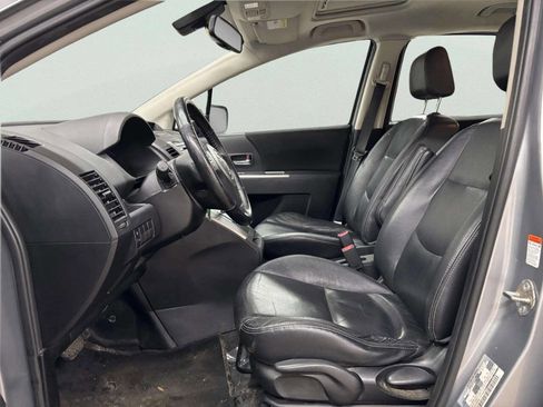 Used 2010 MAZDA MAZDA5 Grand Touring image 12