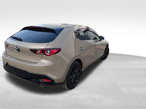 Used 2024 MAZDA MAZDA3 s image 17