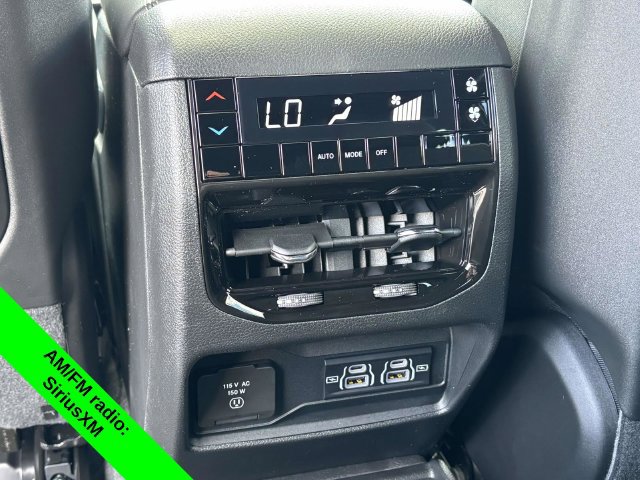 New 2026 Jeep Grand Cherokee L 4WD image 11
